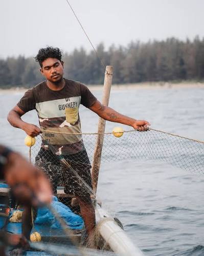 Monsoon lagoon fishing